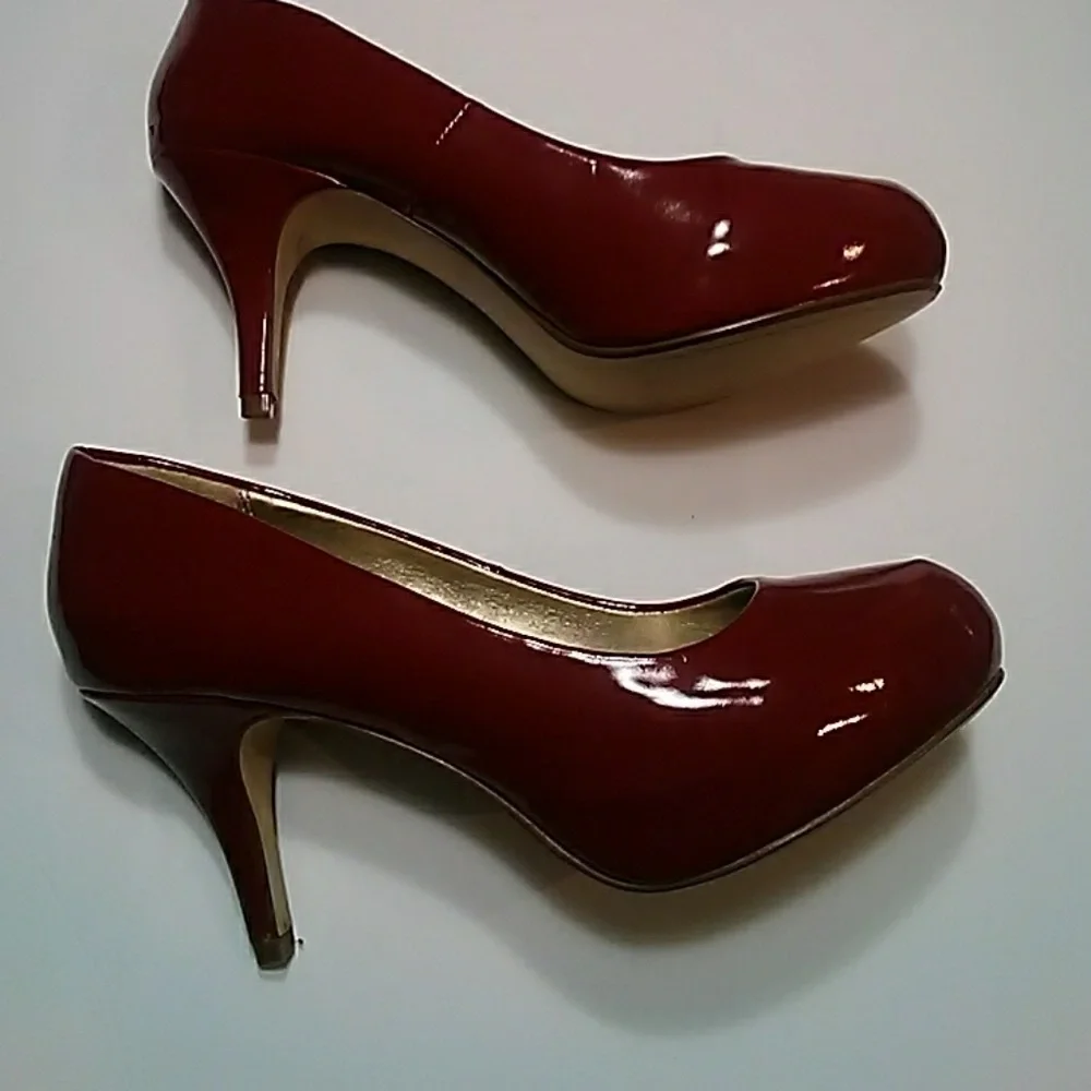 Women's Cranberry High Heels